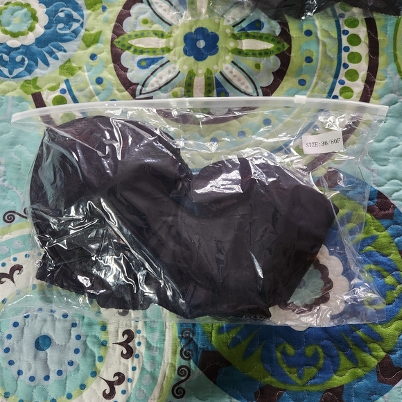 NWOT Bra - Picture 3 of 14